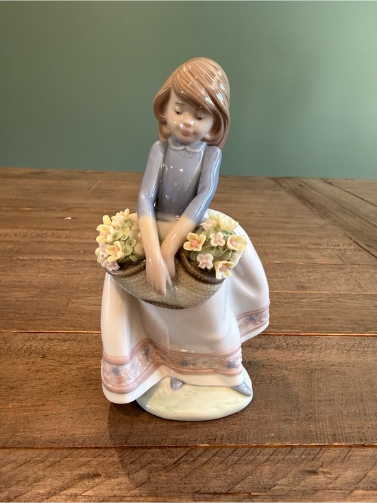 Lladró | Art | Lladro May Flowers 5467 | Poshmark